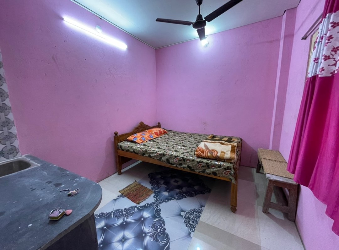 Room 006